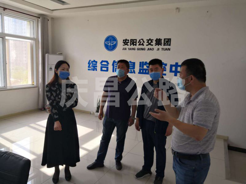局黨組成員、副局長陳柳“五一”假期期間檢查指導反恐防范等工作